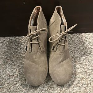 Tom’s suede booties